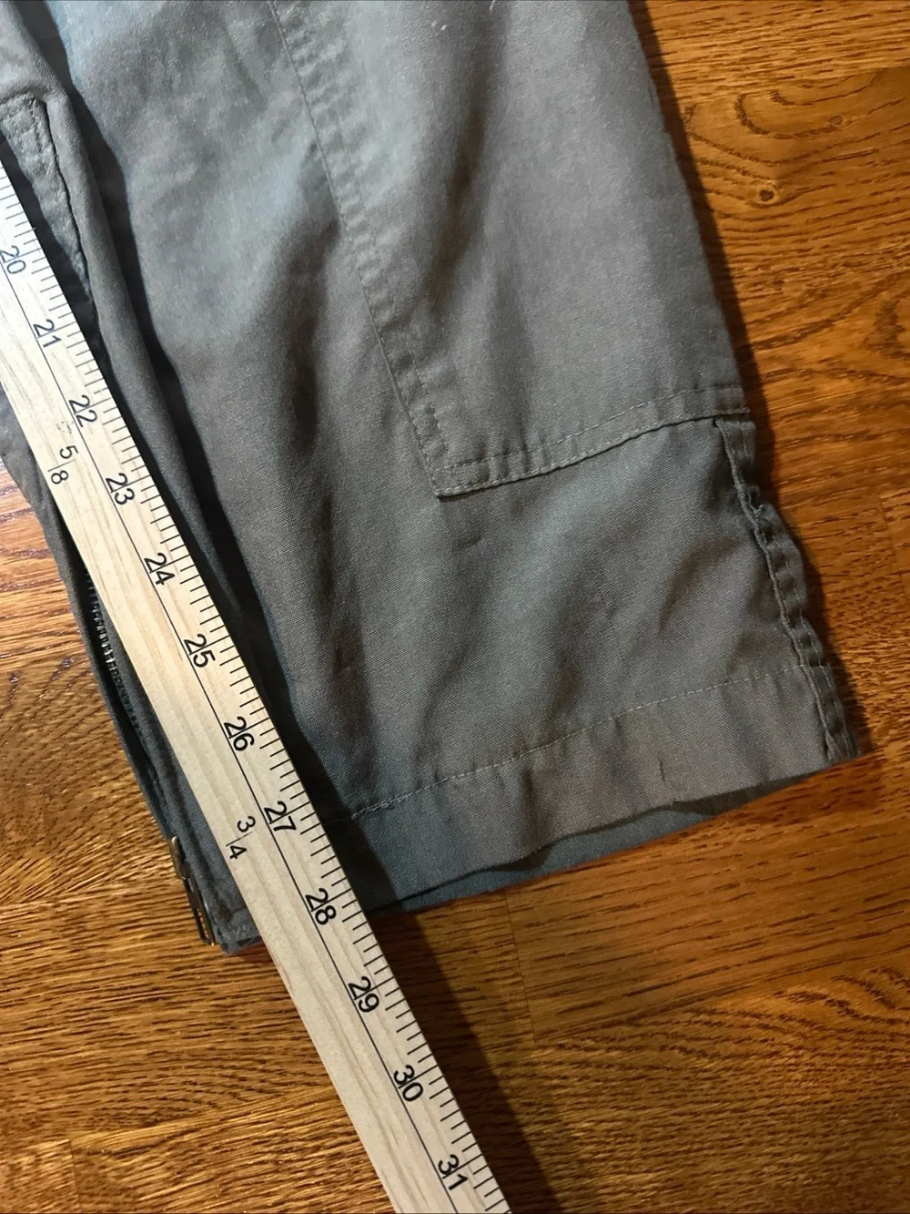 Vintage Military Flight Suit Coveralls Mens M/L Green Jumpsuit Distressed 60s
